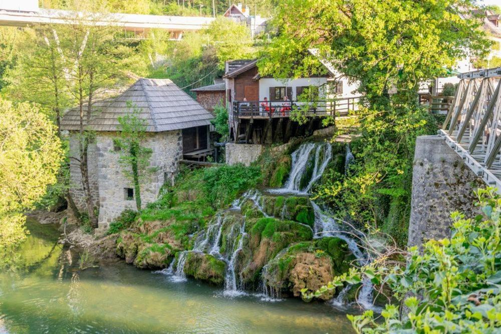 Holiday Home Natura スルニュ エクステリア 写真