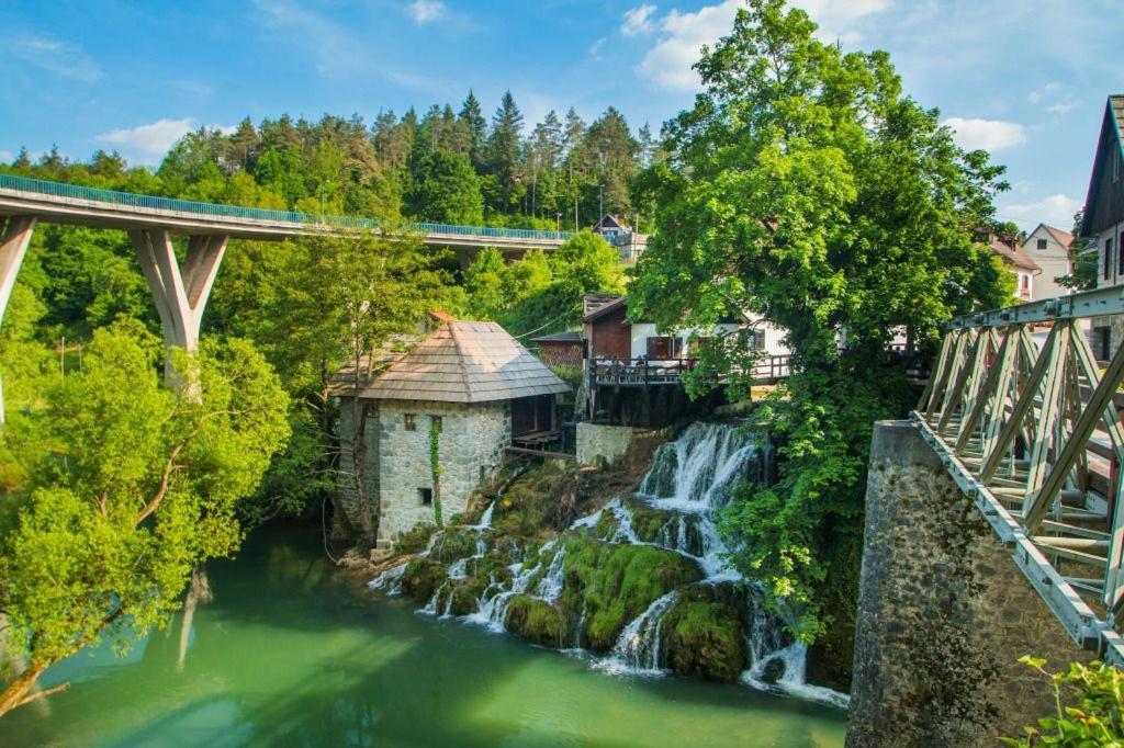 Holiday Home Natura スルニュ エクステリア 写真