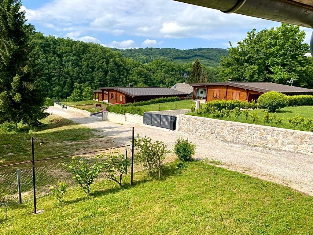 Holiday Home Natura スルニュ エクステリア 写真